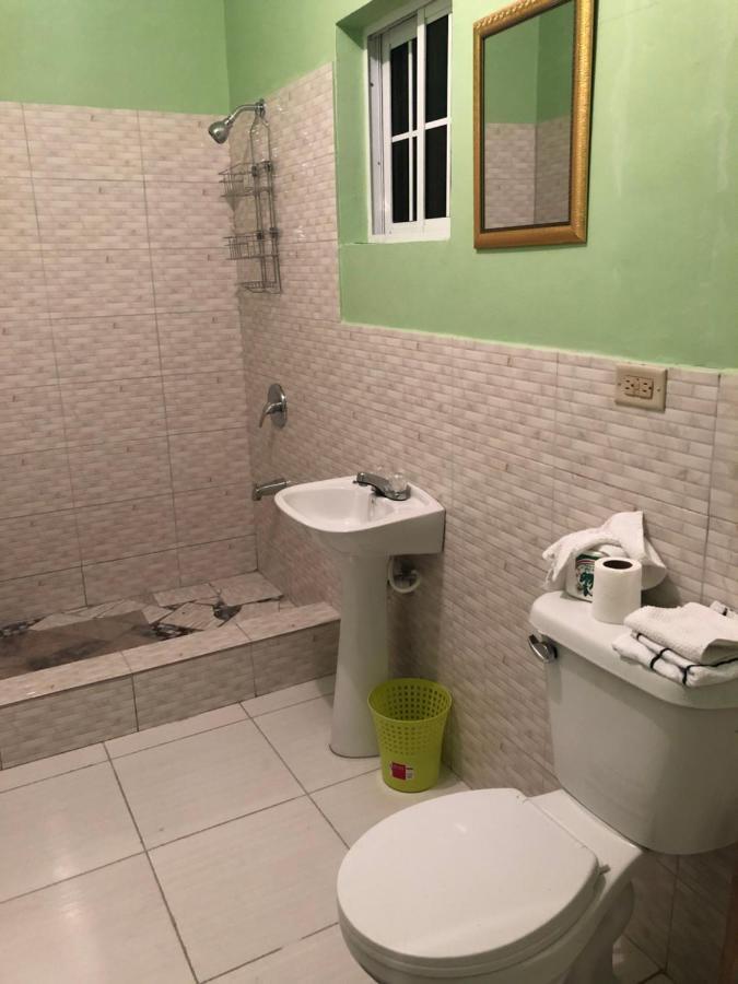 Scarlett Guest House Bull Bay Екстер'єр фото