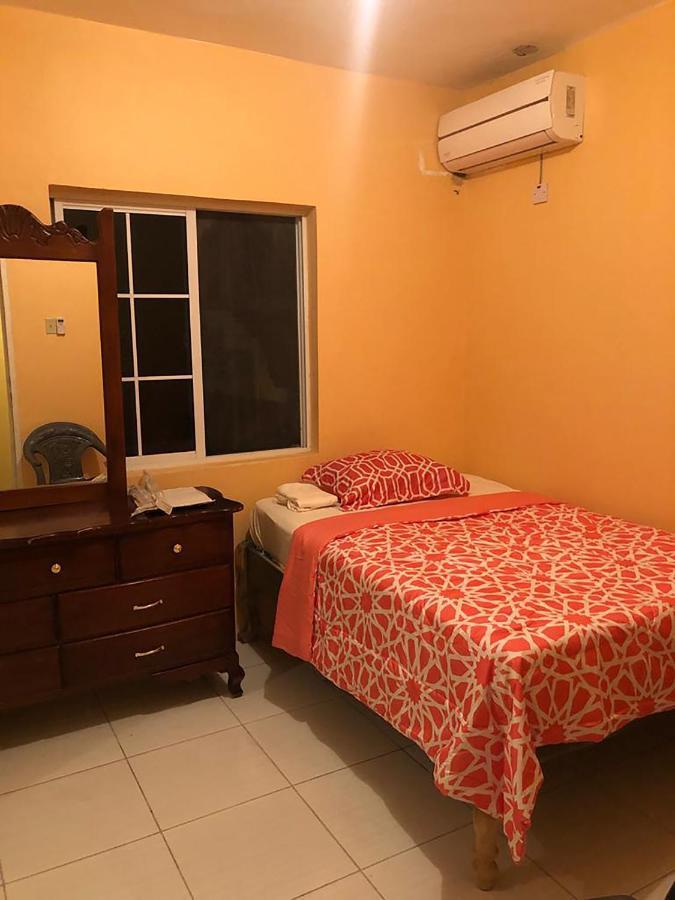 Scarlett Guest House Bull Bay Екстер'єр фото